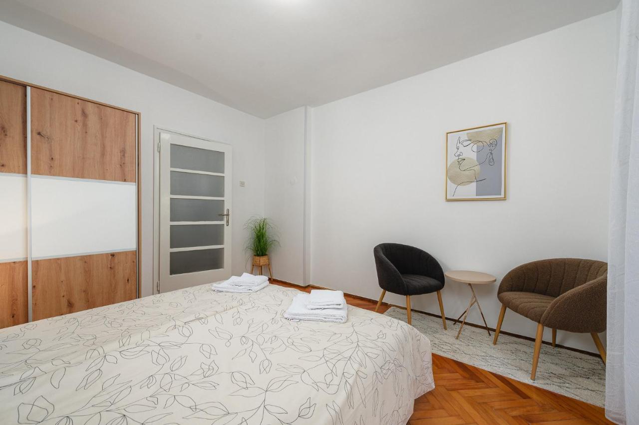 Apartment Maria Пореч Экстерьер фото